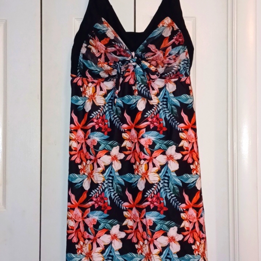 *NWT* Hanna Nicole Floral 2 pc Tankini with Boy Shorts Swimdress Sz 22W